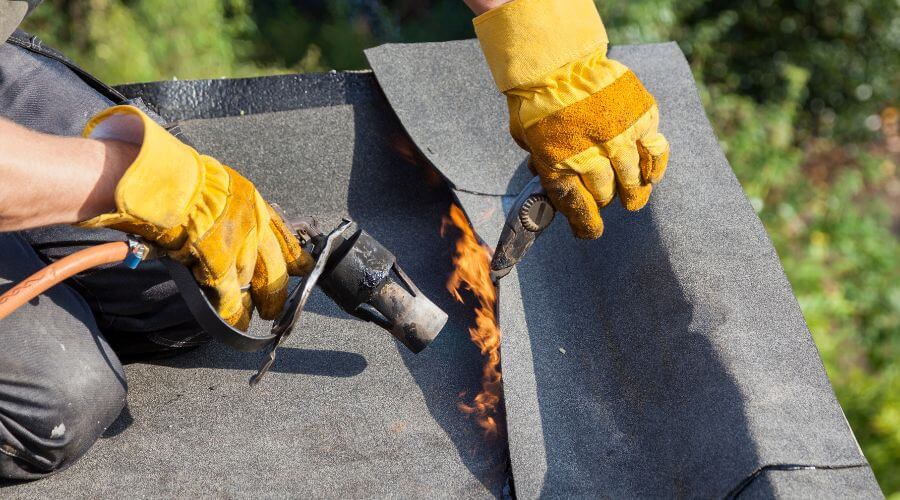Professional residential roofers in Many, LA